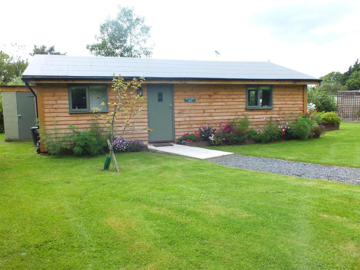 The Potting Shed And The Garden Shed Self Catering Villa Carmarthen Kültér fotó