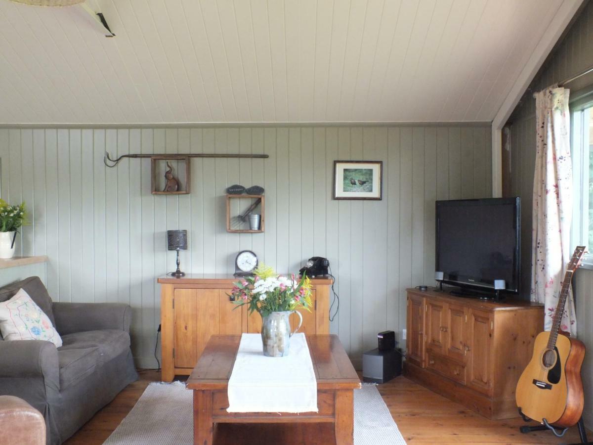 The Potting Shed And The Garden Shed Self Catering Villa Carmarthen Kültér fotó